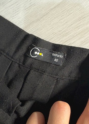 Kadın Siyah Piliseli Midi Etek - Görsel 4