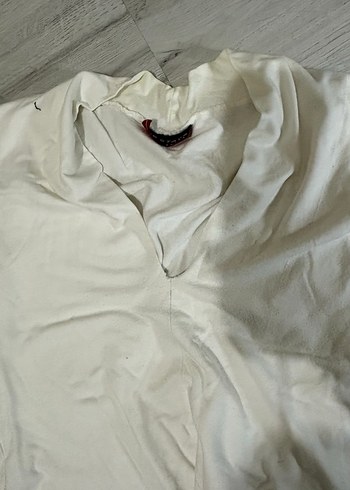 Beyaz Keten V Yaka Kadın Tişört - Görsel 5