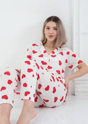 Kadın Beyaz Kısa Kollu Düğmeli Pijama
