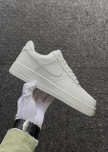 Nike Air Force 1 07 White Unisex