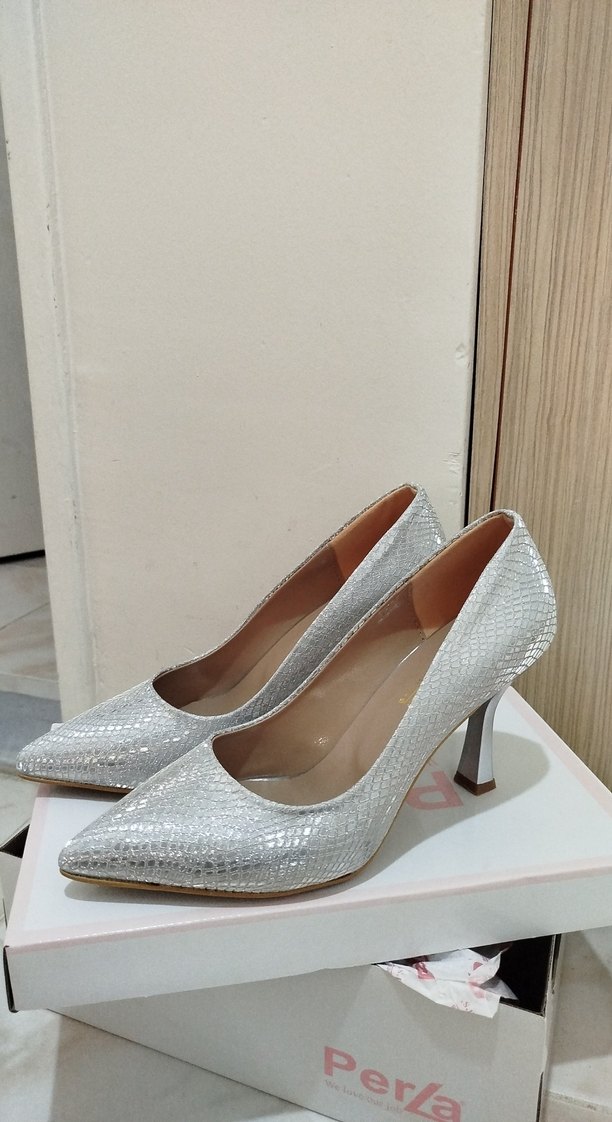 Beyaz Yılan Derisi Görünümlü Şık Topuklı - Görsel 3