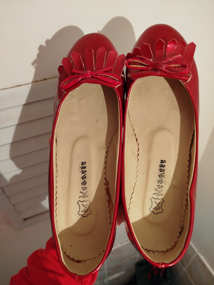 Tatlı Kırmızı Pileli Kadın Babet - Görsel 5