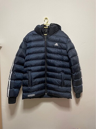 Adidas mont