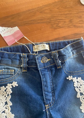 4 Yaş Beden Sobe marka Kız Çocuk Lacivert Dantelli Nakışlı Kot Pantolon