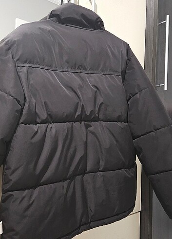  Bershka Şişme Mont