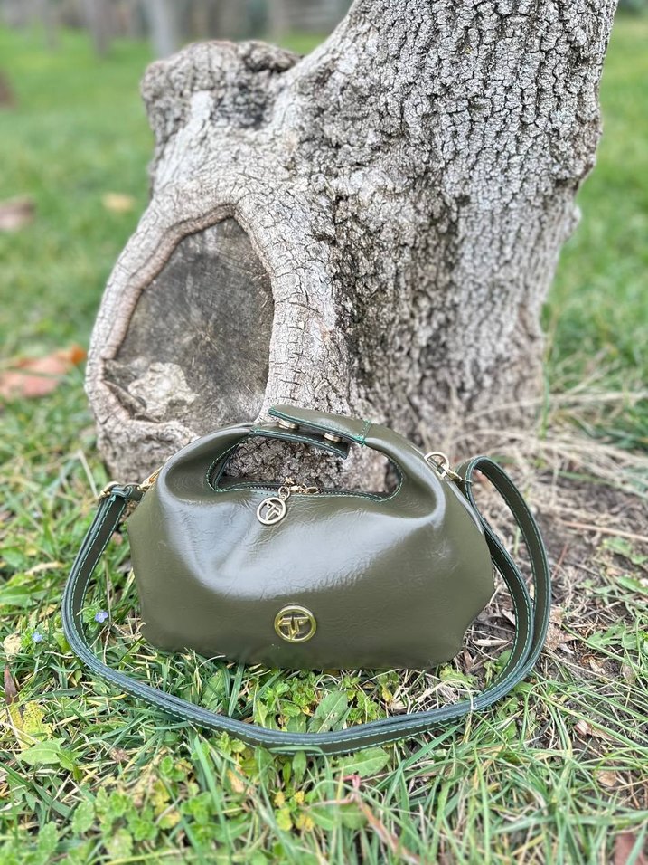 Kahverengi Deri Tokalı Kadın Çantası - Görsel 2