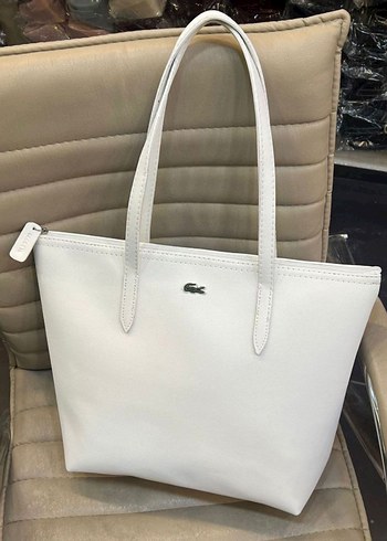 Lacoste çanta modelleri