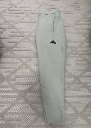 Adidas zne eşofman altı - Görsel 2