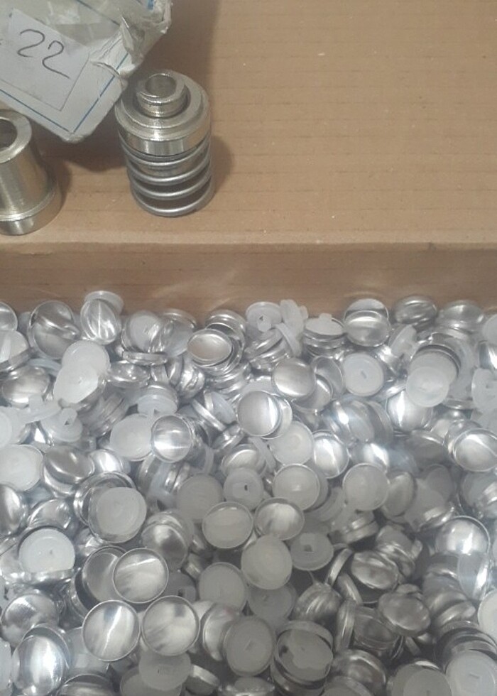 Düğme basma makinasi ve 2 boy kapsül ve kalıpları - Görsel 4