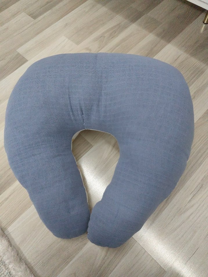 Renkli Desenli Emzirme ve Hamile Yastığı - Görsel 4