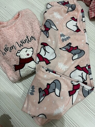 Polarlı Pijama Takımı