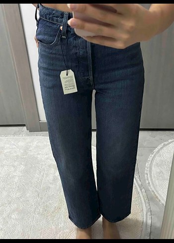 Levis Jean