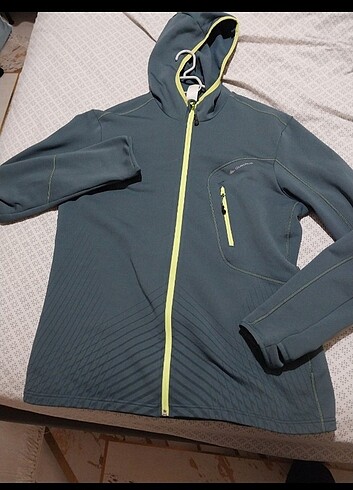 Decathlon Decathlon likralı