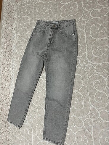 Bershka Mom Jeans