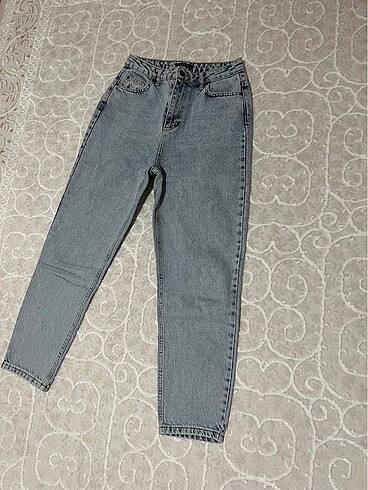 Yüksek Bel Mom Jeans