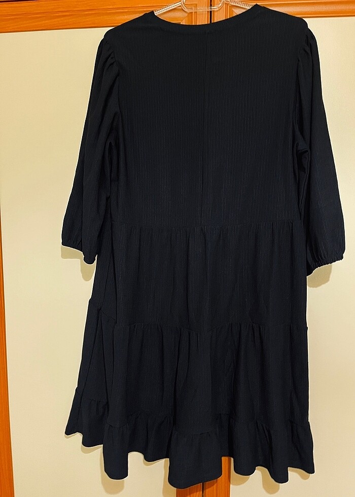 Siyah Elbise - Görsel 2