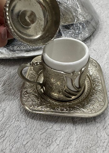 Gümüş renkli işlemeli kapaklı fincan seti 6 kişilik - Görsel 2