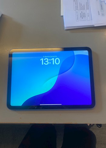 Ipad 10. Nesil 64 GB+Apple Smart Folio