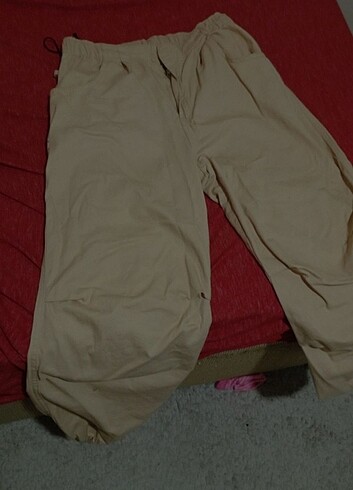 Paçası ayarlanabilir pantalon
