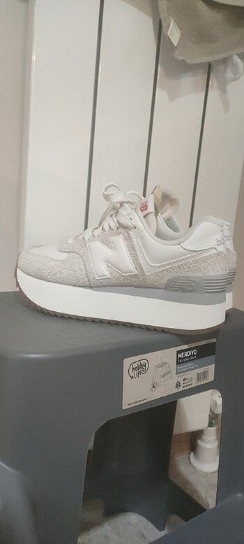 36 Beden HİÇ KULLANILMAMIŞ YENİ NEW BALANCE 574 AYAKKABI