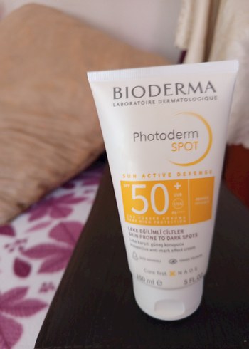 Bioderma Bioderma Photoderm Spot SPF 50 Güneş Kremi