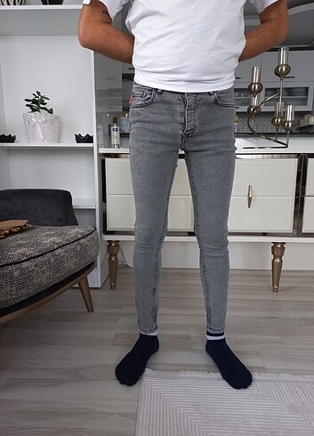 Gri 30 beden jeans 