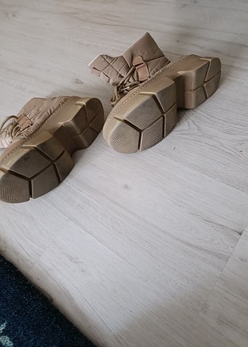 Bej Kadın Dolgu Topuklu Sokak Stili Botlar - Görsel 2