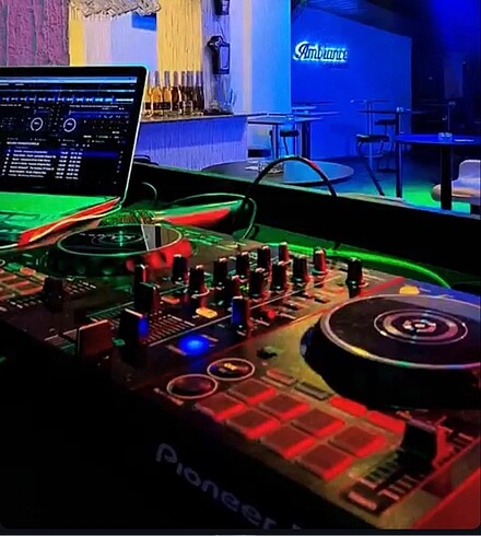 DDJ400