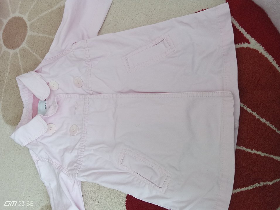 Kız Çocuk Pembe Düğmeli Yağmurluk - Görsel 2