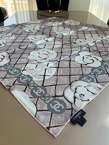 Chanel twill ipek eşarp