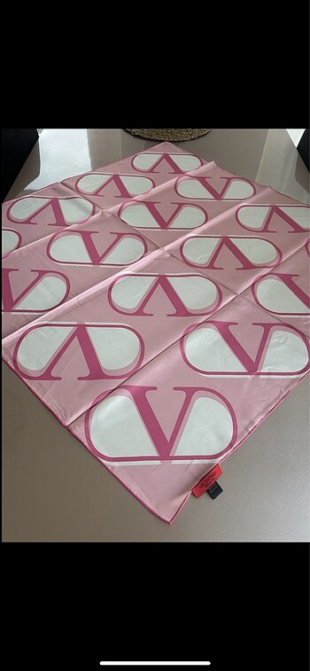Valentino Valentino twill ipek eşarp