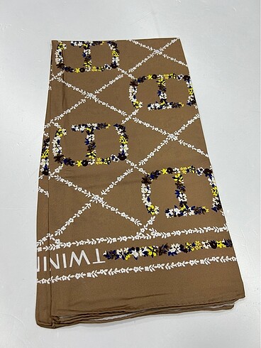 Twinset eşarp