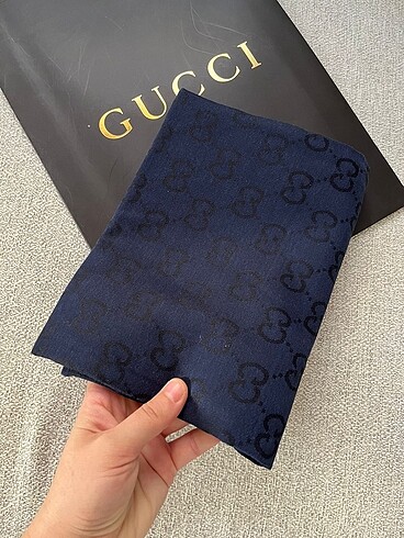 Gucci yün kaşmir şal