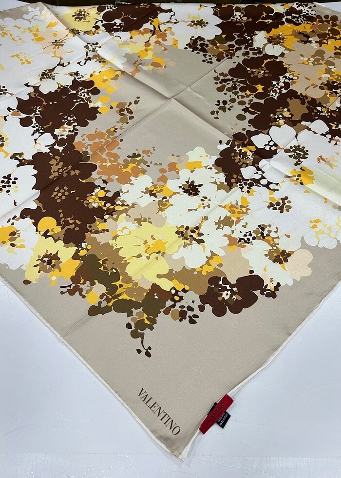 Valentino eşarp - Görsel 2