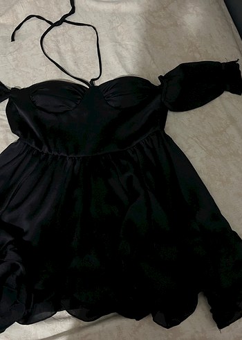 Siyah Volanlı Straplez Midi Goth Elbise