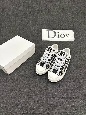 Dior Christian Dior Kadın Ayakkabı )