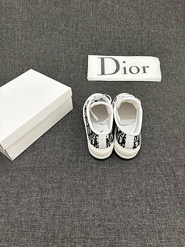 37 Beden siyah Renk Christian Dior Kadın Ayakkabı )