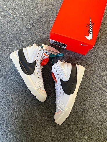 Nike Blazer Mid Jumbo