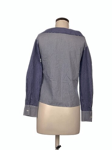 34 Beden H&M Gömlek %70 İndirimli.