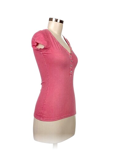 Guess Guess Bluz %70 İndirimli.