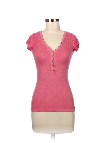 Guess Bluz %70 İndirimli.