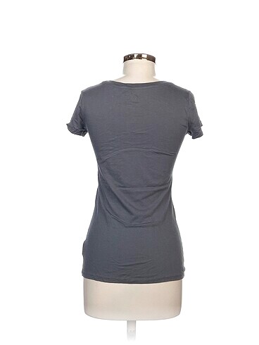 s Beden Armani T-shirt %70 İndirimli.