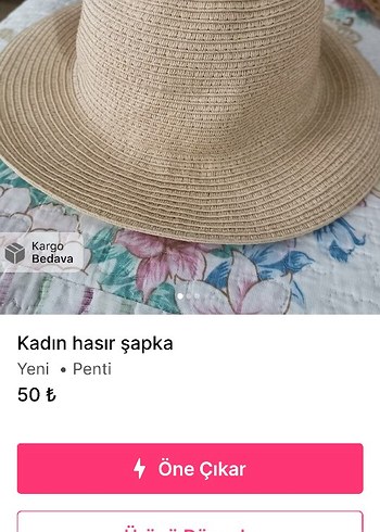 Beden altın Renk Taşlı Nazar Boncuklu Mini Altın Küpe