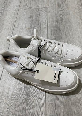Pull and Bear Beyaz Kadın Spor Ayakkabı - Günlük Rahatlık