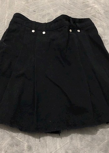 Düğmeli Siyah sort etek - Görsel 2