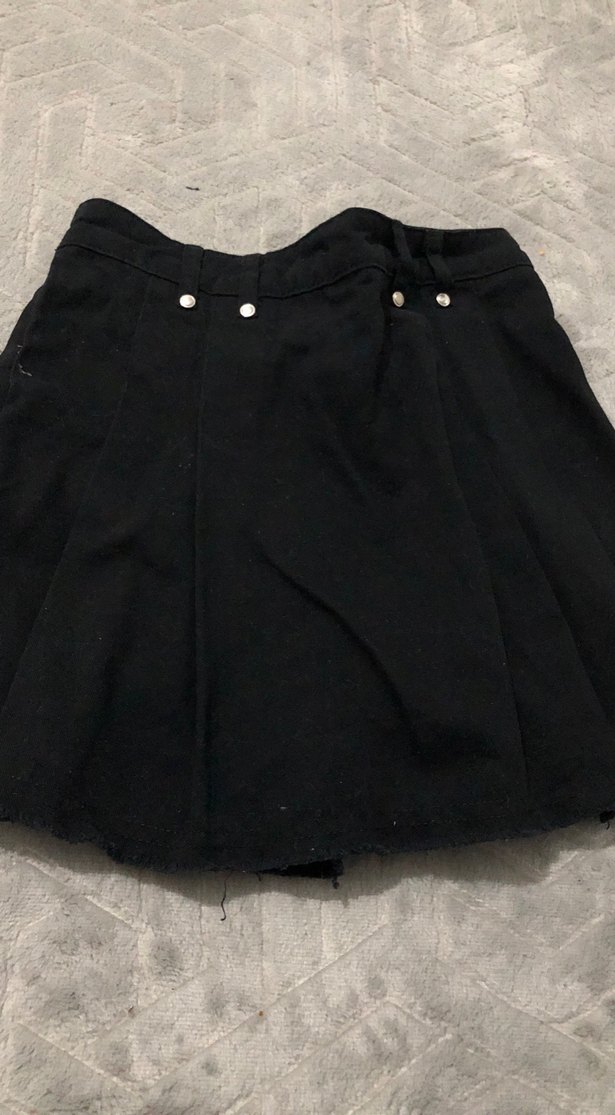 Düğmeli Siyah sort etek - Görsel 2