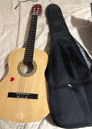 Bej Klasik Gitar ve Taşıma Kılıfı