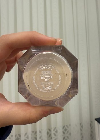 Fenty Beauty Pudra - Bej ve Gri Tonlar - Görsel 2