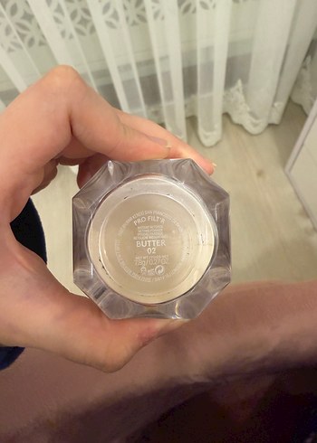 Fenty Beauty Pudra - Bej ve Gri Tonlar - Görsel 3