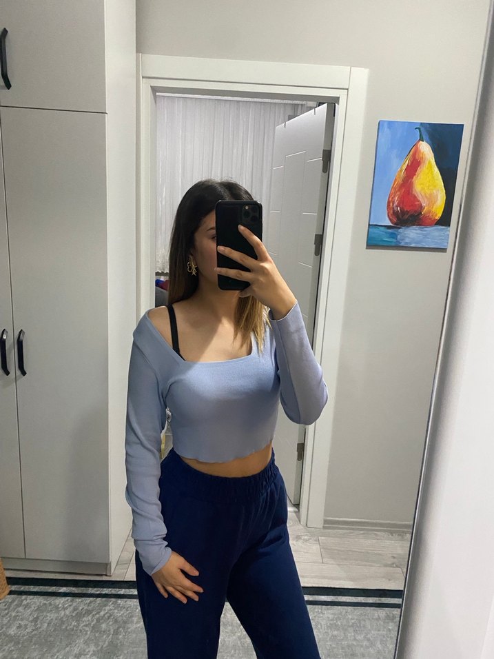 Mavi Uzun Kollu Crop Top - Görsel 3